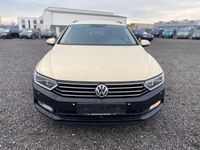 Gebraucht VW Passat Trendline 150 PS (110 kW) 2019 Gelb Kombi