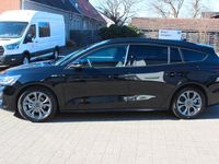 Neu Ford Focus ST-Line X 155 PS (114 kW) 2025 Schwarz Limousine