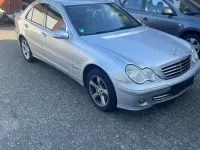 Gebraucht Mercedes C220 Classic 150 PS (110 kW) 2006 Silber Limousine