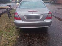 Gebraucht Mercedes E200 Classic 184 PS (135 kW) 2007 Silber Limousine