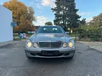 Gebraucht Mercedes E240 177 PS (130 kW) 2003 Gold Limousine