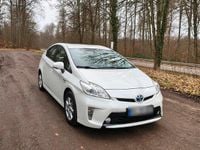 Gebraucht Toyota Prius 99 PS (72 kW) 2012 Weiß Limousine