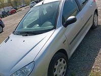 Gebraucht Peugeot 206 75 PS (55 kW) 2005 Silber Kleinwagen