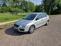 Używany Ford Focus 100 KM (73 kW) 2005 Szary Kombi