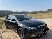 Gebraucht Skoda Superb Exclusive 170 PS (125 kW) 2014 Schwarz Kombi