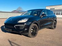 Second-hand Porsche Cayenne 300 CP (220 kW) 2010 Negru SUV