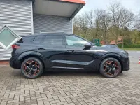 Neu Cupra Terramar 150 PS (110 kW) 2025 Schwarz metallic SUV