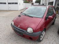 Second-hand Renault Twingo Initiale 75 CP (55 kW) 2002 Roșu Hatchback