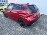 Neu Hyundai i20 90 PS (66 kW) 2026 (dragon red wr7) Kleinwagen