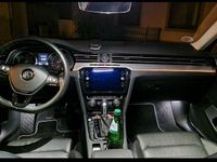 Gebraucht VW Passat R-line 120 PS (88 kW) 2018 Schwarz Kombi