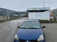 Second-hand Renault Clio II 2002 Albastru Hatchback