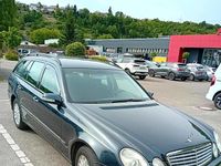 Gebraucht Mercedes E240 177 PS (130 kW) 2004 Blau Kombi
