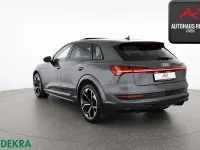 Gebraucht Audi e-tron Sport 369 kW (503 PS) 2023 Grau SUV