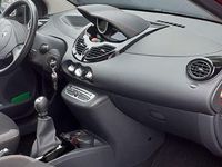 Gebraucht Renault Twingo 75 PS (55 kW) 2012 Rot Kleinwagen