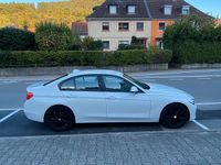 Gebraucht BMW 316 116 PS (85 kW) 2013 Weiß Limousine