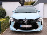 Gebraucht DFSK Forthing 4 177 PS (130 kW) 2024 Blau Van / Kleinbus