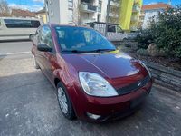 Gebraucht Ford Fiesta 75 PS (55 kW) 2003 Rot Kleinwagen