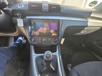 Gebraucht BMW 116 122 PS (89 kW) 2011 Weiß Kleinwagen