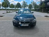 Gebraucht BMW 318 150 PS (110 kW) 2016 Blau Limousine