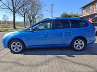Gebraucht Ford Focus Style 101 PS (74 kW) 2010 Blau Kombi