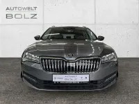 Gebraucht Skoda Superb Ambition 200 PS (147 kW) 2022 Grau Kombi
