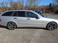 Gebraucht Mercedes C220 150 PS (110 kW) 2005 Brillantsilber  metalliclack Kombi