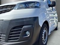 Usado Opel Vivaro-e Combi 100 kW (136 HP) 2022 Branco Van