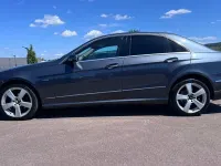 Używany Mercedes E220 170 KM (125 kW) 2012 Szary Sedan/Limuzyna