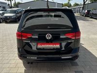 gebraucht VW Touran Sound 2,0 TDI DSG Navi 7 Sitzer ACC CarP.