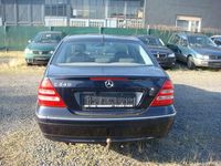Gebraucht Mercedes C240 Elegance 170 PS (125 kW) 2002 Blau Limousine