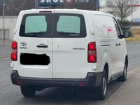 Gebraucht Toyota Proace 122 PS (89 kW) 2018 Weiß Van / Kleinbus