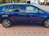 Gebraucht VW Touran Sound 150 PS (110 kW) 2017 Blau Van / Kleinbus