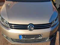 Gebraucht VW Touran Life 140 PS (102 kW) 2013 Beige Van / Kleinbus