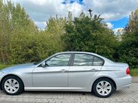 gebraucht BMW 318 i Limousine Automatik