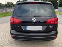 Gebraucht VW Sharan Comfortline 140 PS (102 kW) 2015 Schwarz Van / Kleinbus