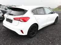 Gebraucht Ford Focus Titanium 150 PS (110 kW) 2019 Frostweiß Limousine