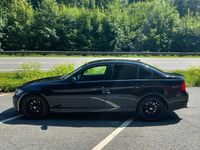 Gebraucht BMW 318 129 PS (94 kW) 2006 Schwarz Limousine