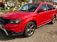 Gebraucht Dodge Journey 170 PS (125 kW) 2015 Rot SUV