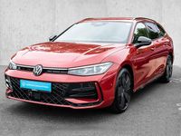 Gebraucht VW Passat R-line 177 PS (130 kW) 2025 Chilirot metallic Kombi