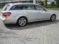 Gebraucht Mercedes E250 277 PS (203 kW) 2010 Silber metallic Kombi