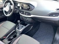 Gebraucht Fiat Tipo Easy 95 PS (69 kW) 2016 Grau Limousine