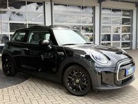 Gebraucht Mini Cooper SE Classic 135 kW (184 PS) 2023 Schwarz Kleinwagen