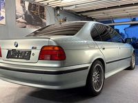 Gebraucht BMW 535 245 PS (180 kW) 1998 Blau Limousine