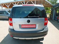 Gebraucht Skoda Yeti Family 122 PS (89 kW) 2012 Silber SUV