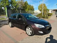 Gebraucht Opel Astra 110 PS (80 kW) 2012 Braun Kombi