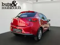 Gebraucht Mazda 2 Sports-Line 90 PS (66 kW) 2021 Soul red crystal (metallic) Limousine