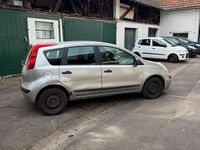 Usata Nissan Note 88 CV (64 kW) 2007 Argento Utilitaria