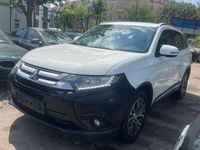 gebraucht Mitsubishi Outlander 2.2 DI-D Plus 4WD 7-Sitzer 2018 Euro6