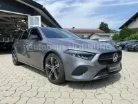 Gebraucht Mercedes A200 Progressive 163 PS (119 kW) 2026 Grau