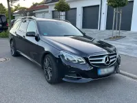 Usado Mercedes E220 Edition 170 CV (125 kW) 2014 Negro Berlina